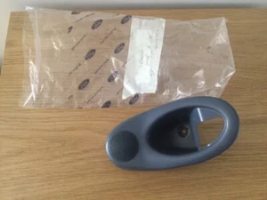 Genuine OEM Ford Fiesta Mk IV RH Interior Door Handle Speaker 96FGA22620BDW - Picture 1 of 1