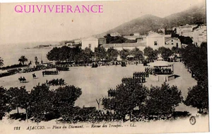 CP3112 - CORSICA AJACCIO Plaza Del Diamante - Desfile De Los Militares - Picture 1 of 2