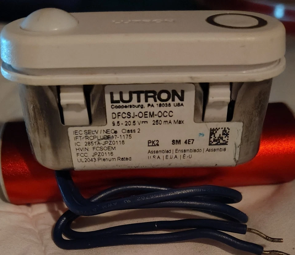 Lutron DFCSJ-OEM-OCC Vive Wireless Integral Fixture Control & Sensor - Image 1 of 1