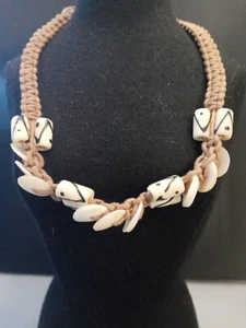 Vintage Necklace #22 - Picture 1 of 2