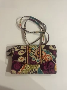 Cartera bandolera/muñequera púrpura Vera Bradley - Imagen 1 de 7