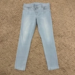 Women's Old Navy Rockstar Jeans Size 12 Light Blue Denim Pants - Picture 1 of 6