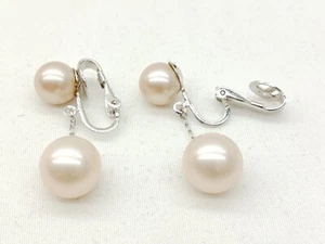 Vintage Crown Trifari Small Silver Tone & Faux Pearl Clip Dangle Earrings - Picture 1 of 4