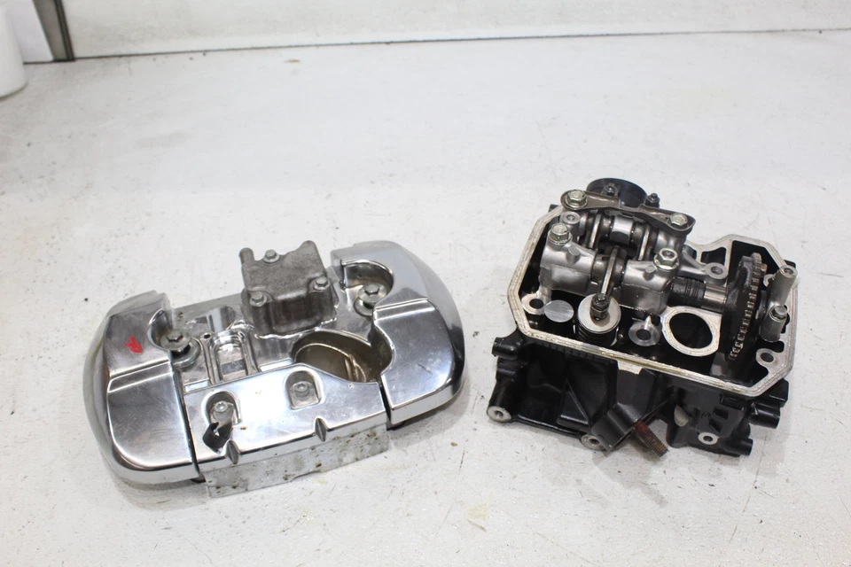 Honda Shadow Ace 750 VT750C 1998 motor trasero extremo superior culata Foto 1 de 4