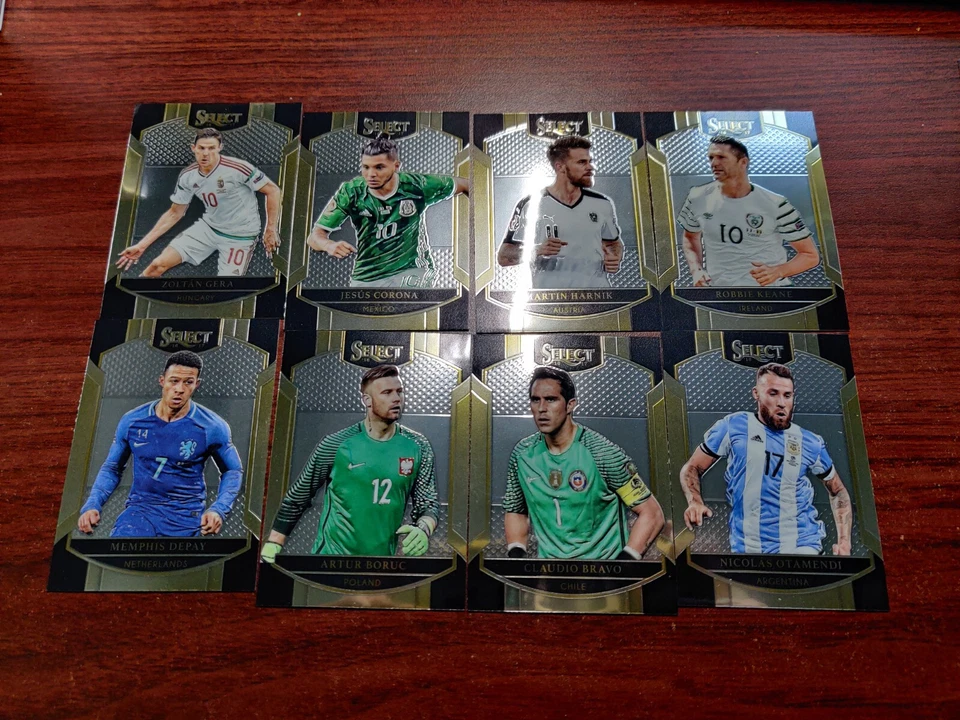 2016-17 Panini Select Soccer Pick your Card, Complete Your Terrace Base #1-100 - Image 1 of 3