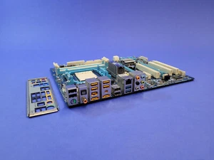 Gigabyte GA-MA770T-UD3 ; GA-870A-UD3 ua. Mainboard LGA AM3 + I/O Shield - Bild 1 von 2