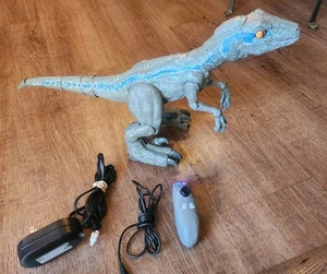 Jurassic World Alpha Training Azul - Funciona, Incluye Mando a Distancia y Cargador - Funciona - Imagen 1 de 5