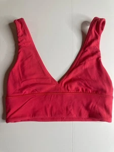 Lululemon rosa V-Ausschnitt Sport BH Gr. 4 Nylon & Elasthan bequem & dehnbar - Bild 1 von 5