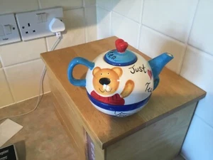 Price & Kensington Pristine Pottery Teddy Tea Pot - Picture 1 of 12