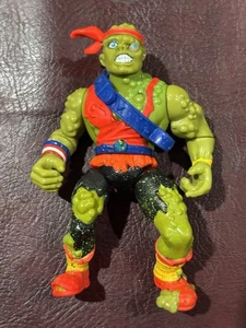 Toxie 1991 Toxic Avenger Toxic Crusaders Vintage Playmates Actionfigur mit Gürtel - Bild 1 von 7