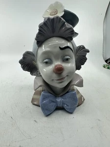 Retired Lladro Clown - "Star Struck" - No. 5610 - Picture 1 of 11