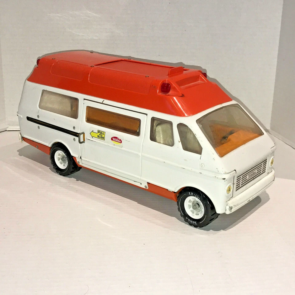 Vintage 1970's TONKA Rescue Vehicle Ambulance Van For Parts or Restoration - Image 1 of 4