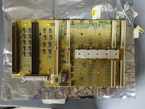 A1703-60089 HP G30/937-967 Backplane Board, 48MHZ 4-SLOT - Picture 1 of 6