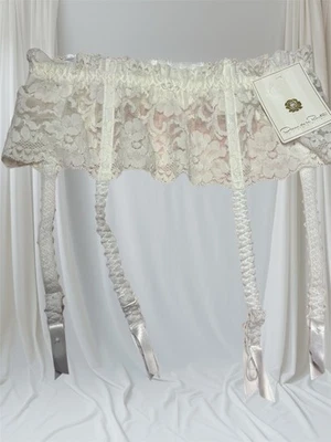 Oscar De La RentaLace Garter Belt White Lace NWT W-24-34” Women’s Sz Large VTG - Image 1 of 4