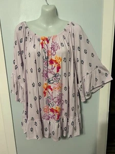 Top Style&co lavanda floreale su/fuori spalla orlo arricciato nuovo con etichette taglie forti 3X - Foto 1 di 3