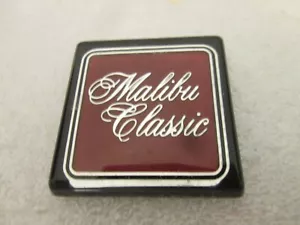 74-77 MALIBU CLASSIC DASH EMBLEM - Bild 1 von 7