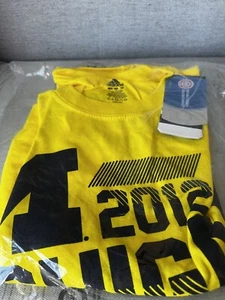 Adidas NWT 2012 University of Michigan Football Team Students adult Large TShirt - Picture 1 of 6