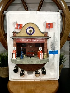 Bradford Exchange "Ford Mustang" Garage Clock - Picture 1 of 4