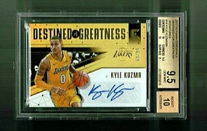 BGS 9.5 MIT 10 AUTO KYLE KUZMA 2017-18 ROOKIE /99 ESSENTIALS DESTINED 4 GREATNESS - Bild 1 von 2