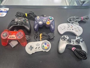 Bundle of 3rd Party Controllers Must See! (REF:G01405) - Picture 1 of 9