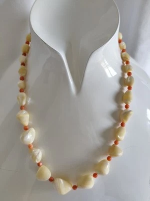 collana madreperla e corallo rosa - Immagine 1 di 4