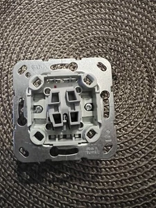 5 x Gira Tast Schalter 312600 AusWe Neu Ausführung - Bild 1 von 2