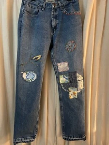 Boho Upcycled Embroidered jeans Hand Sewn Patches - Bild 1 von 9