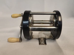 Vintage Meisselbach Target No. 105 Fishing Reel - Picture 1 of 8