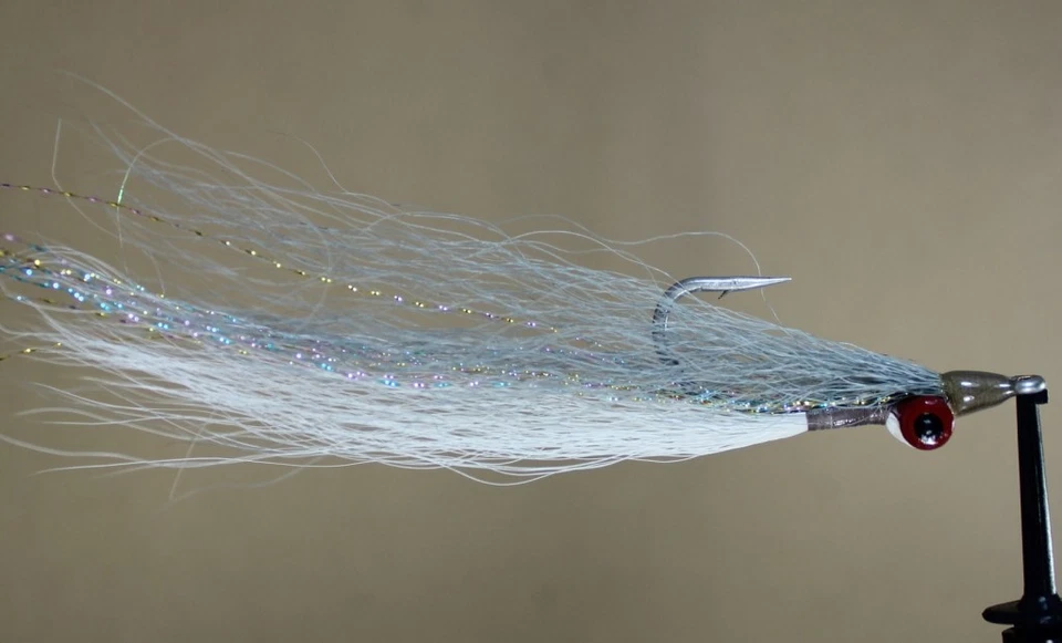 Fly Fishing Flies (Redfish, Trout, Bass, Snook) Clouser Minnow Silver Shiner (6) - Image 1 of 1