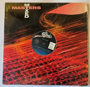The Clash - This Is Radio Clash 12" single 1981-Excellent Condition - Picture 1 of 6