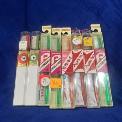 Lote de 8 Pasta de Dientes Vintage Medio Duro Tek Pepsodent Cepillo de Dientes Nuevo En Caja Lote #9 Foto 1 de 4