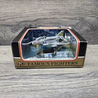Avión fundido a presión Motormax Famous Fighters F-4 PHANTOM 603101 Foto 1 de 4