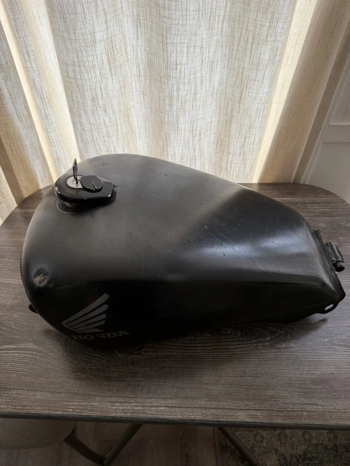 Honda V65 Magna VF1100C 1985 tanque de combustible desbloqueado gasolina 854 *AHT1  Foto 1 de 4