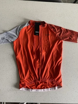 Camiseta deportiva de ciclismo Gore Gor-Tex pequeña roja/blanca C5 Foto 1 de 4