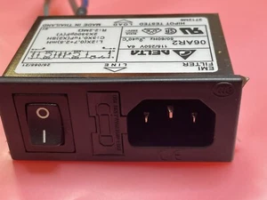 Delta 06AR2 (2 Count) 115/250VAC, 6A, Snap-In Mounting, N/A-Lug, SIP Switch - Picture 1 of 5