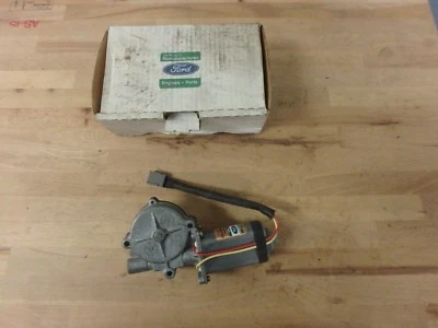 1990-1997 Lincoln Town Car  Front Left Window Motor F0VY-5423395-AX - Image 1 of 4