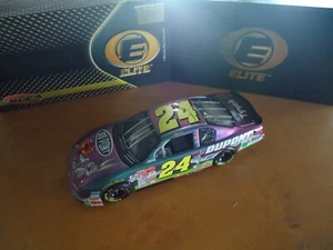 JEFF GORDON #24 2001 DUPONT/LOONEY TUNES ELITE 1/24 SCALE MONTE CARLO 1/7500 - Picture 1 of 9