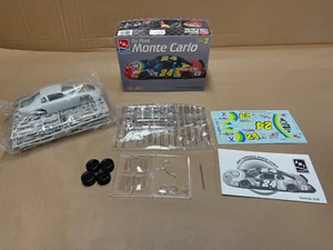 LOOK AMT Dupont Lumina Jeff Gordon #24 1:25 Open Box Sealed Parts Model NASCAR - Bild 1 von 9