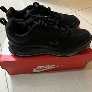 Nike Men's Air Max AP Triple Black Classic Retro Running Shoes All NEW Size 10 - Picture 1 of 16