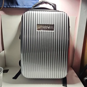 Snap-on Tools Hardsided Rucksack Backpack Laptop Bag - Picture 1 of 8