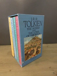 JRR Tolkien Hobbit & Lord Of The Rings LOTR 1986 Vintage Paperback Box Set 4 - Picture 1 of 21