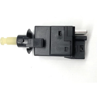 1x Interruptor de freno de luz de freno 0015450109 para Mercedes-Benz 190D 300CE 400E Chrysler Foto 1 de 4
