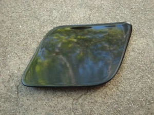 MERCEDES W219 06-11 CLS500 CLS550 LEFT HEADLIGHT WASHER COVER CAP BLACK - Picture 1 of 2