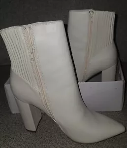 Damenschuhe Größe 10 Qupid spitz zulaufend Kunstleder vegan Bootie, cremefarben. - Bild 1 von 7