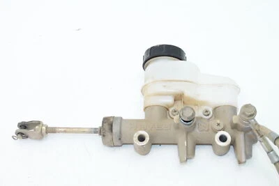 09-13 Polaris Rzr S 800 Cilindro maestro de freno trasero con depósito 1911982 Foto 1 de 4