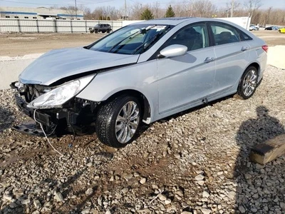2011 Hyundai Sonata Windshield Wiper Motor FWD 2.4L 108k Miles OEM Used - Image 1 of 4
