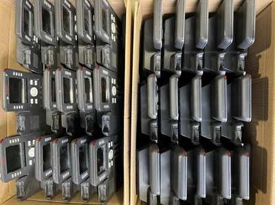 Lote de 100 telefones desktop Avaya J169 8 linhas VoIP Business Office - Imagem 1 de 4