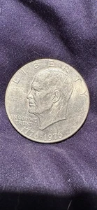 1776-1976 Silver Dollar - Picture 1 of 2