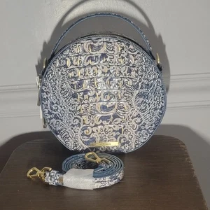 Brahmin BLUE FILIGREE Lane Crossbody -Melbourne NWT LIMITED ED. - Picture 1 of 11