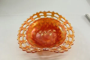 Vintage Carnival Glass Weave Basket With Lace Pinched Edge Pinecone Design - Picture 1 of 6
